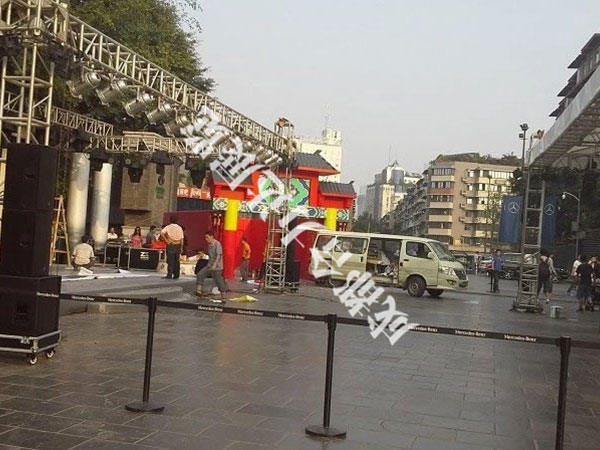 活動--奔馳現(xiàn)場